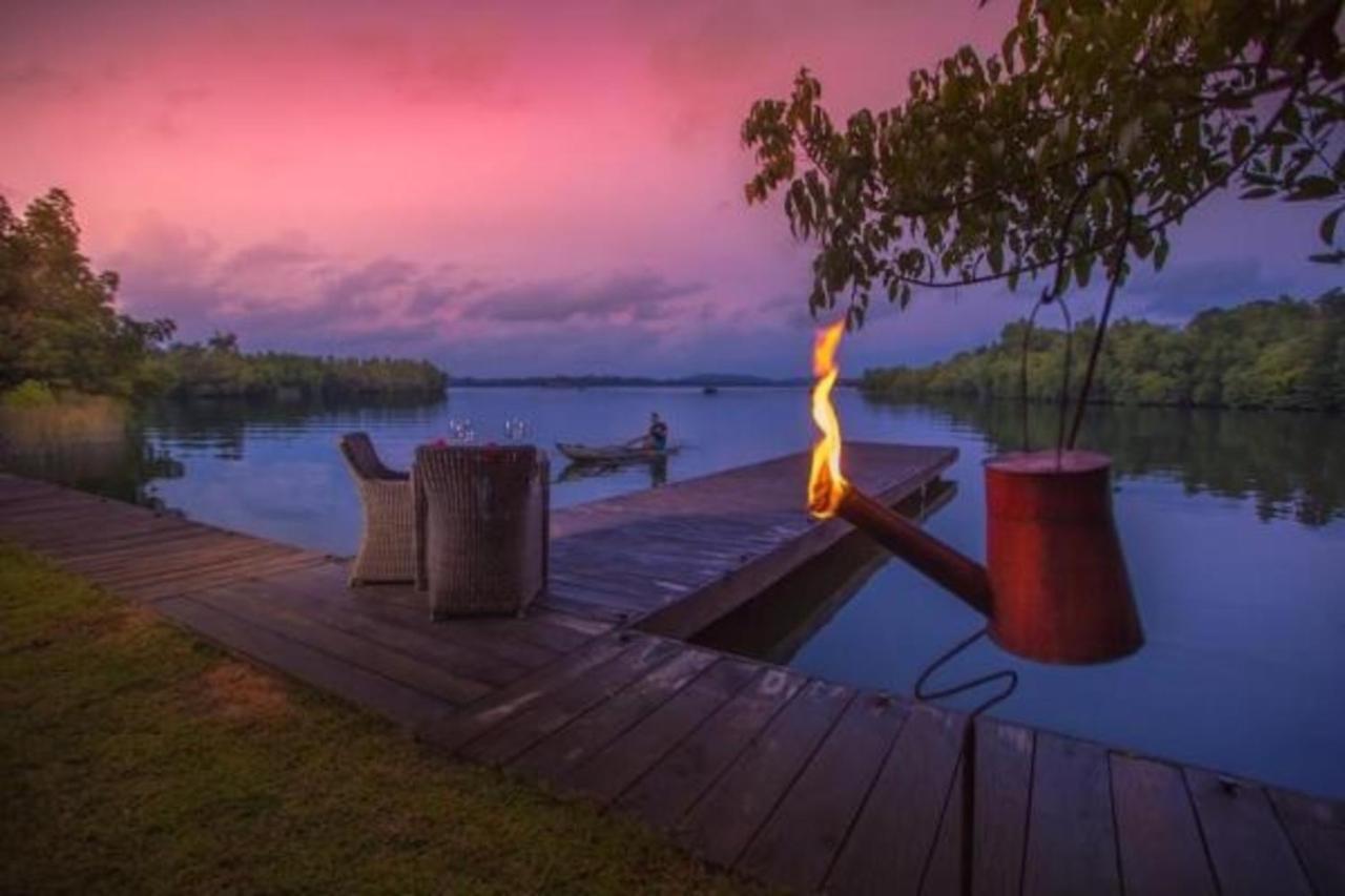 Roman Lake Ayurveda Boutique Resort - Level 1 Certified アフンガラ エクステリア 写真